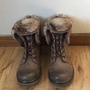 Mossimo Faux Fur Boots